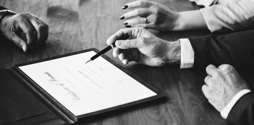 people-3335720_1920 family lawyers